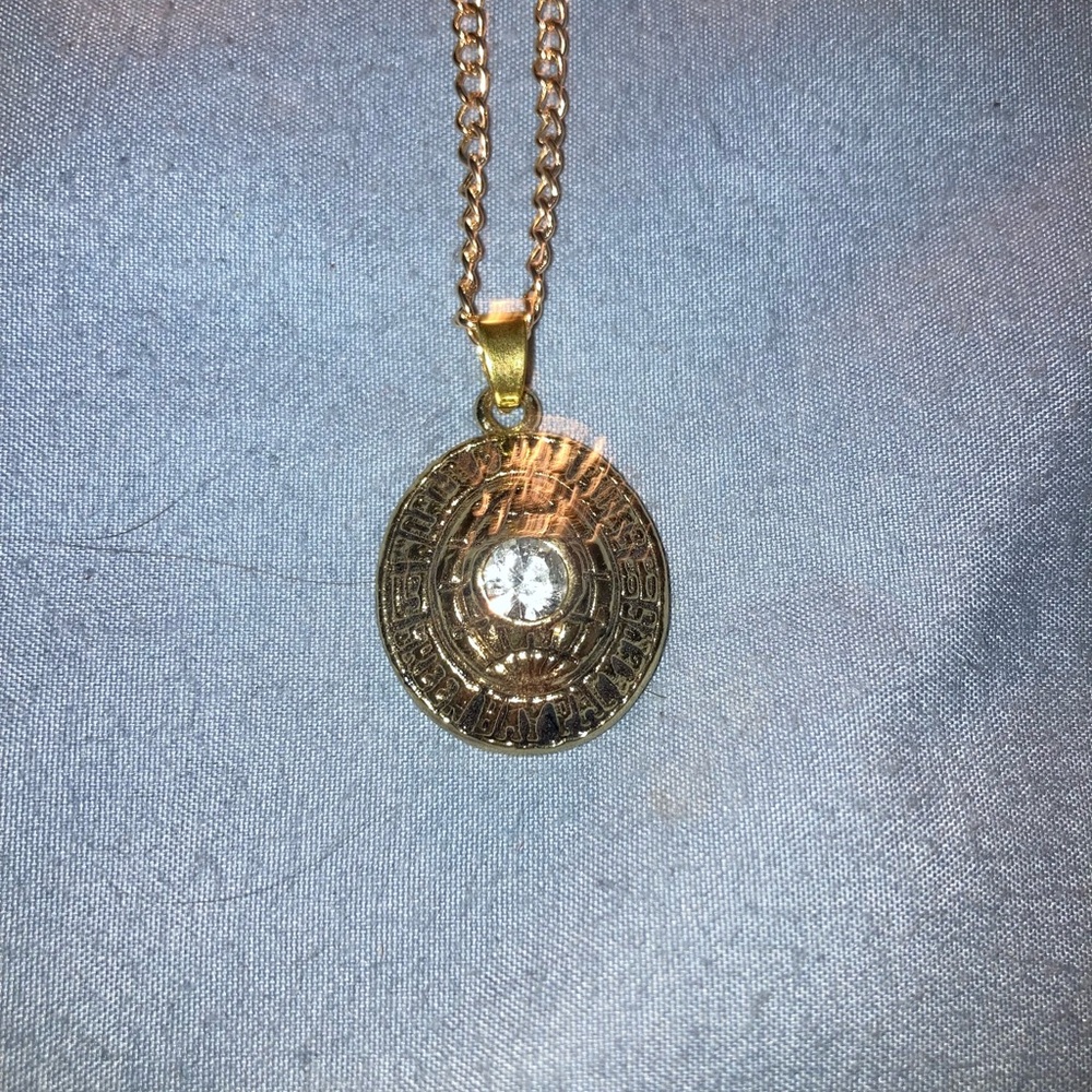 Green Bay Packers Gold-Tone Round Medallion Pendant Necklace